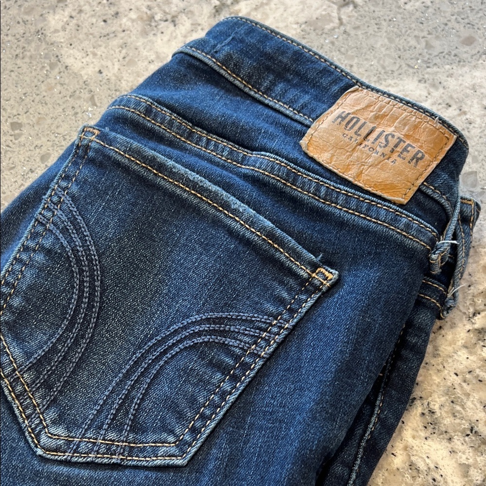 Hollister Low-rise Boot Soft Stretch Jeans Size 25 Short - Picture 3 of 8